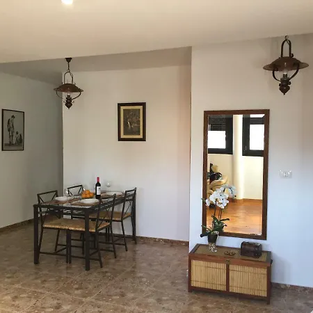 Apartamento Situado En El Centro De Cruz * 圣克鲁斯-德特内里费